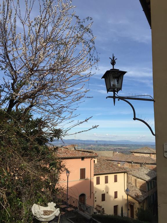 La Locanda Di San Francesco Bed and Breakfast Montepulciano Stazione Esterno foto